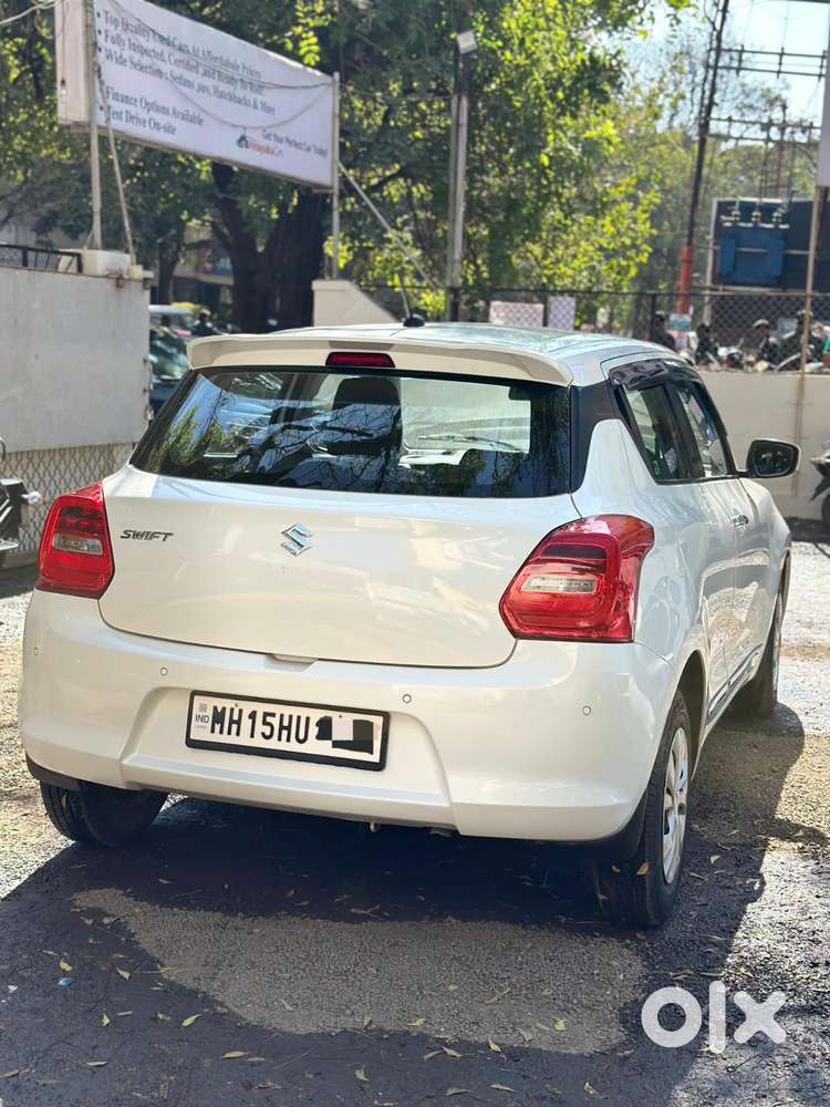 Maruti Suzuki Swift Vxi + Manual, 2022, Petrol