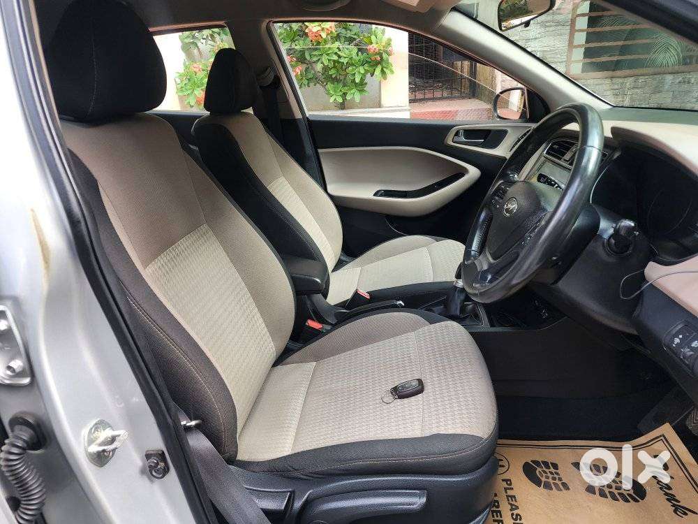 Hyundai I20 Asta (o) 1.2 Mt, 2018, Petrol
