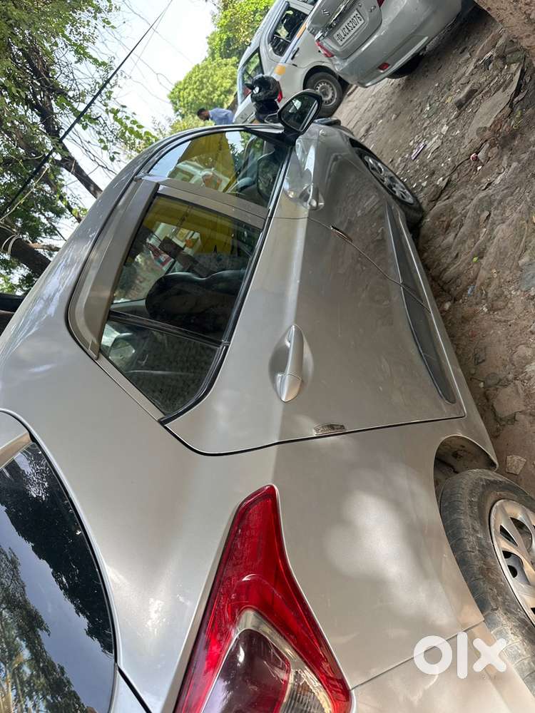 Dealers Stay Alway Hyundai Grandi10 2017 Cng & Hybrids Well Maintained
