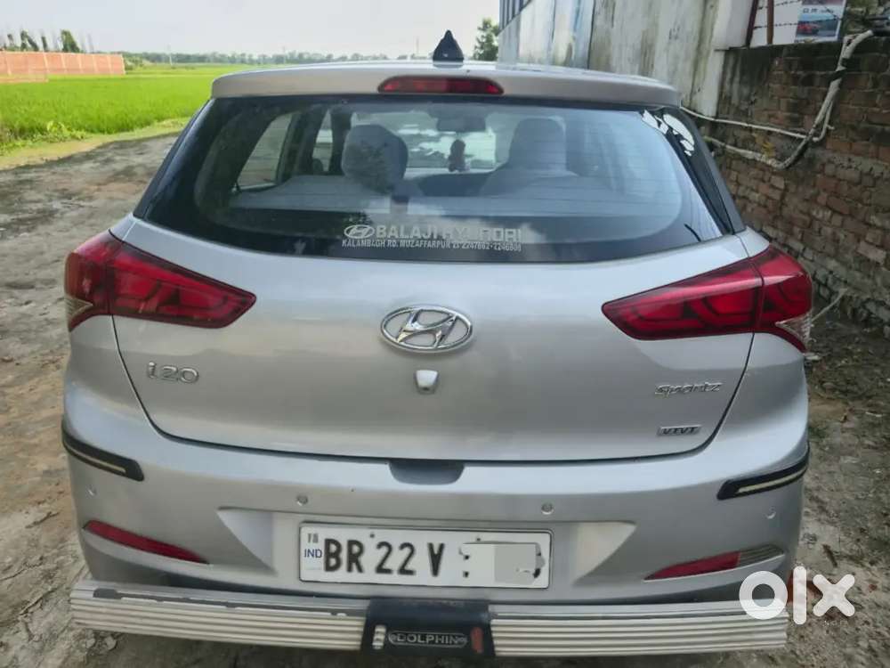 Hyundai I20 Sportz Petrol 2015