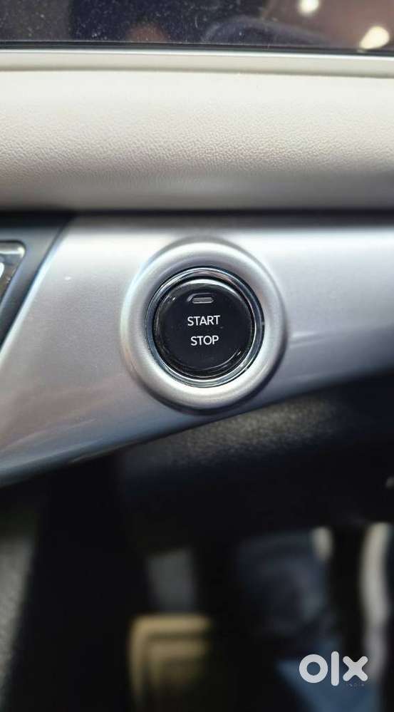 Mahindra Xuv700 2.2 Ax 7 Diesel Mt Str, 2024, Diesel