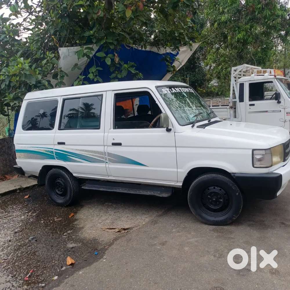 Toyota Qualis 2001 Diesel Good Condition