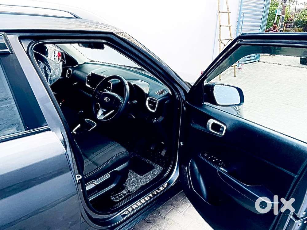Hyundai Venue Petrol 2021