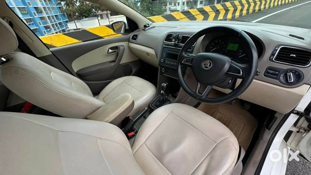 Skoda Rapid 2013 Petrol