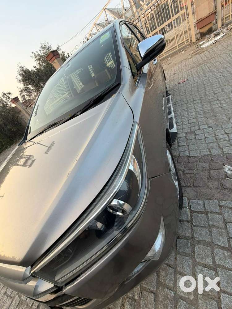 Toyota Innova Crysta 2.8 Z, 2019, Diesel