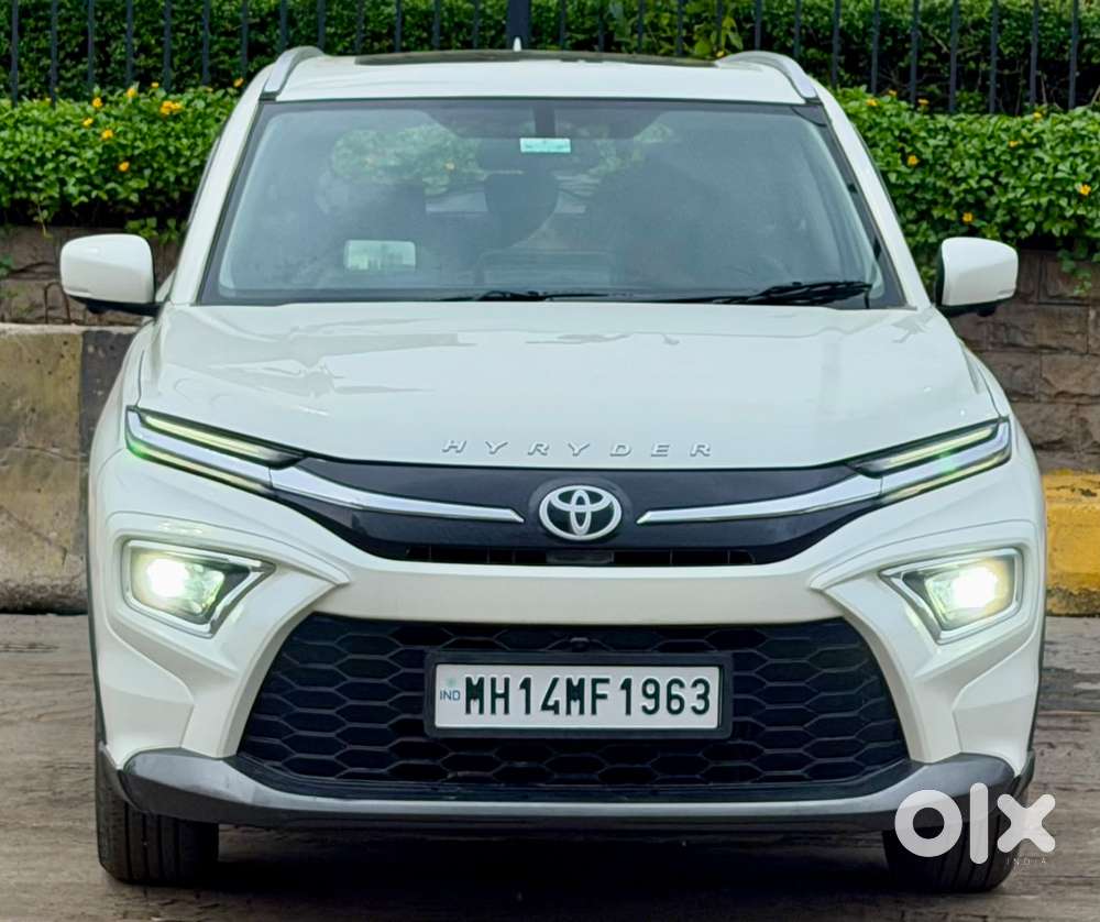 Toyota Urban Cruiser Hyryder 1.5 V Hybrid, 2025, Cng & Hybrids