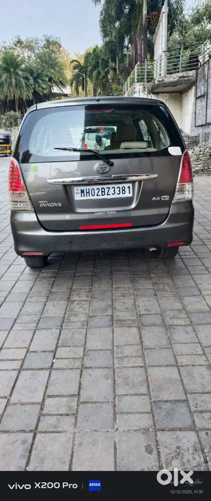 Toyota Innova 2010/12 Diesel Well Maintained