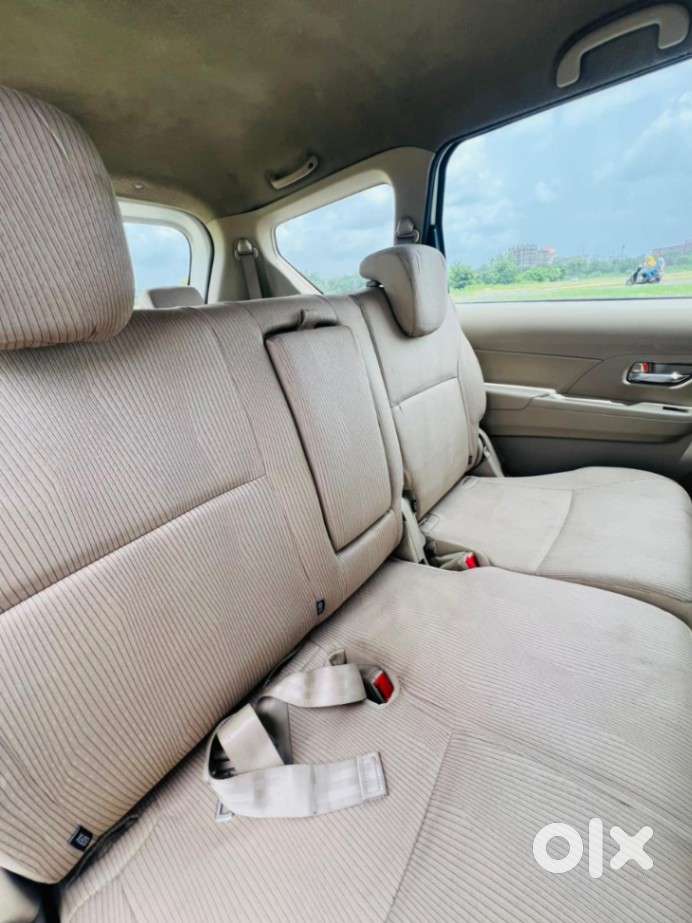 Maruti Suzuki Ertiga 1.5 Vxi, 2020, Cng & Hybrids