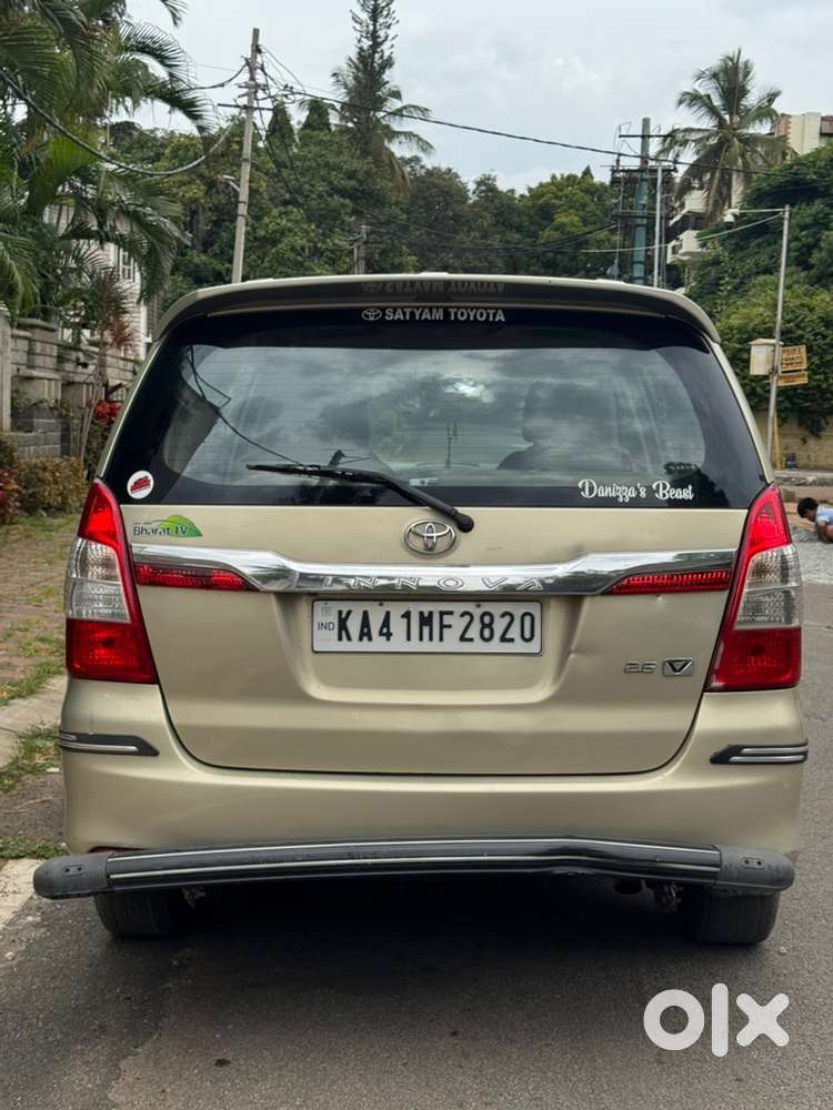 Toyota Innova 2.5 Vx 7s 2014 Model 2nd Owner In Pristine Condition!