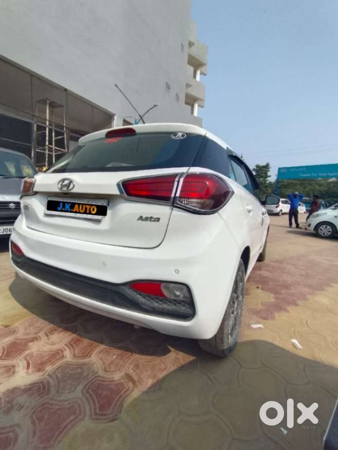 Hyundai I20 Asta (o) 1.2 Mt, 2018, Petrol