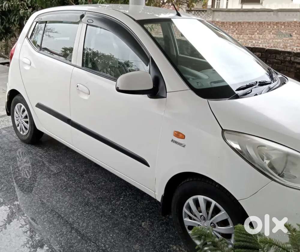 Hyundai I10 Sportz 2015