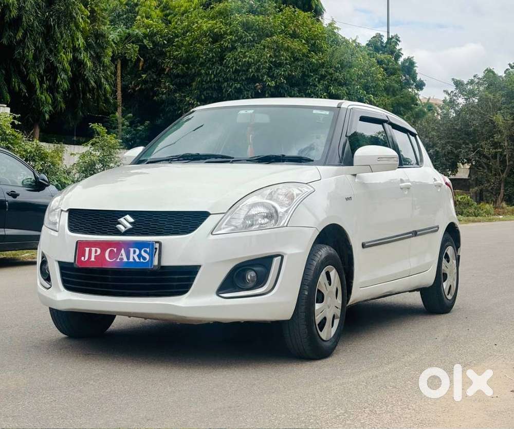 Maruti Suzuki Swift Vxi + Manual, 2017, Petrol