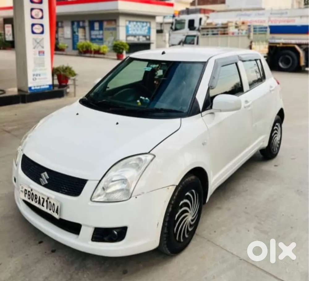 Maruti Suzuki Swift 2007 Petrol 80500 Km Driven
