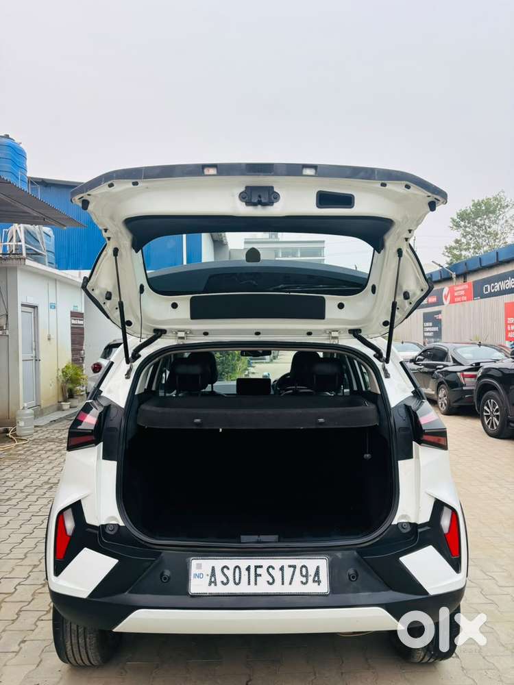 Tata Nexon Creative Plus S 1.2 Revotron Petrol 6 Amt, 2023, Petrol