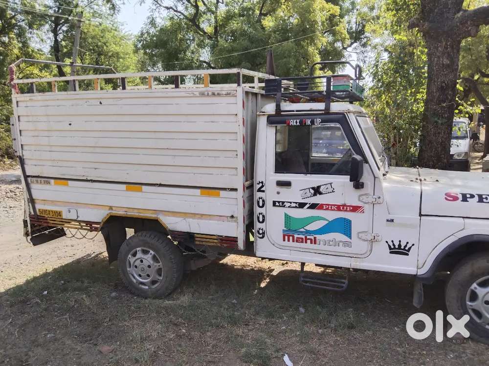 गाड़ी बहुत अच्छी है महिंद्रा