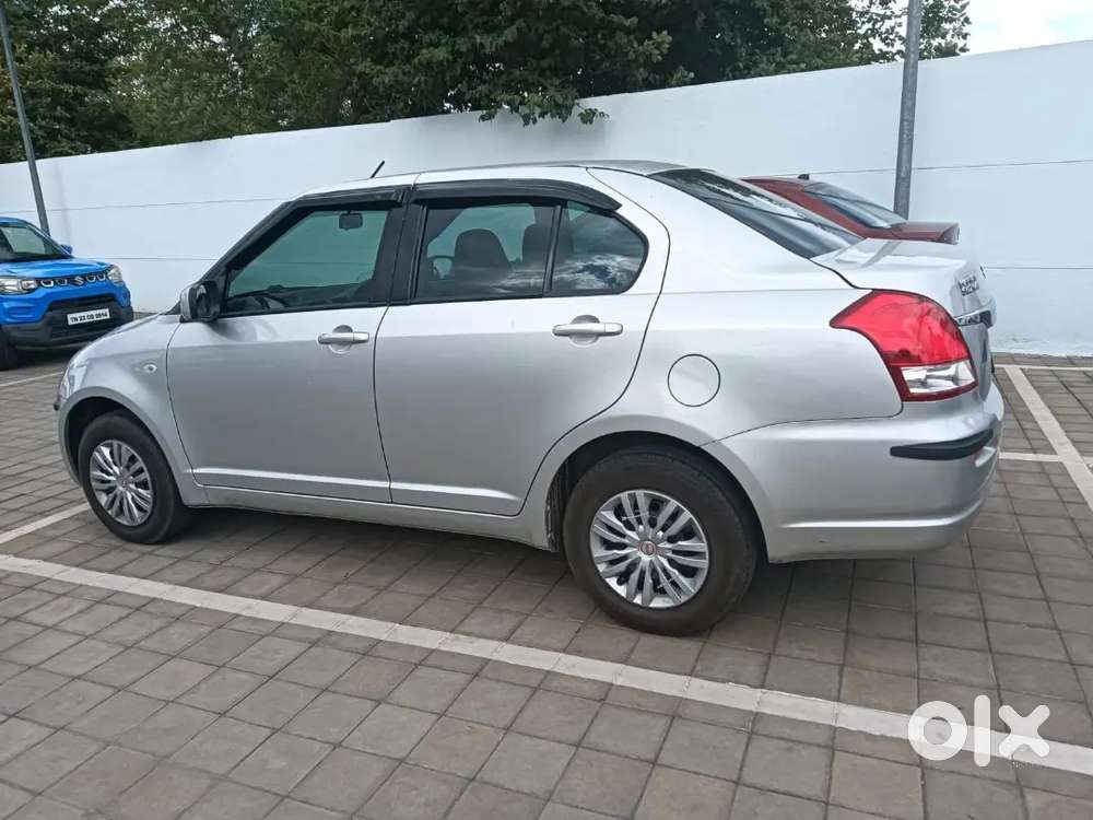 Maruti Suzuki Dzire 2009 Petrol 100000 Km Driven