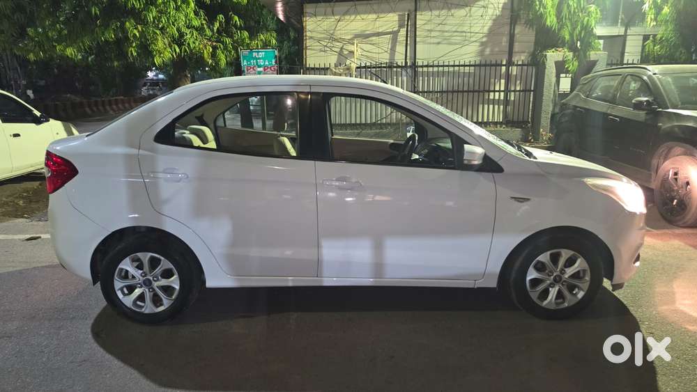 Ford Aspire Titatinium Blu Ti-vct, 2016, Petrol