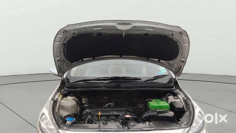 Hyundai Verna Fluidic 1.6 Vtvt Sx, 2014, Petrol