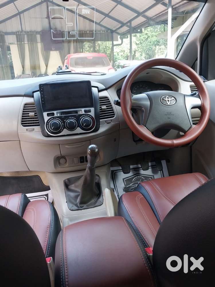 Toyota Innova 2.5 G4 2014