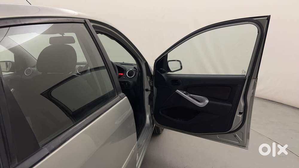 Ford Figo 2010-2012 Petrol Zxi, 2011, Petrol