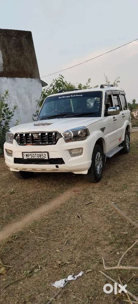 Mahindra Scorpio 2.2 S6 2015