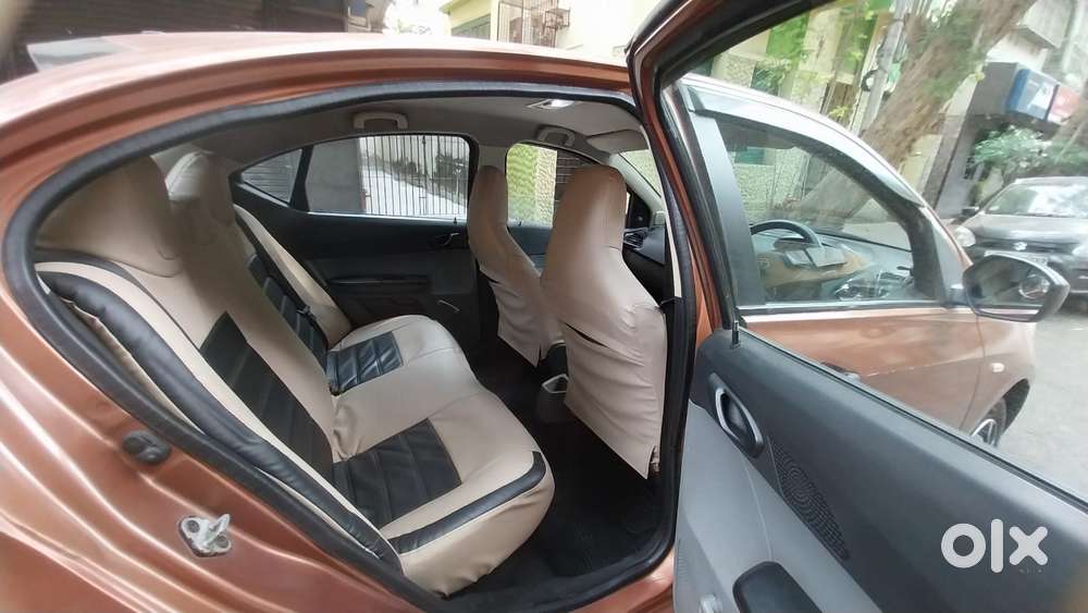 Tata Tigor Xe, 2018, Petrol