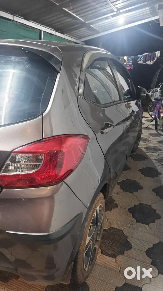 Tata Tiago 2019 Revotron