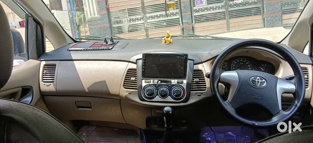 Toyota Innova 2.5 G (diesel) 7 Seater Bs Iv, 2016, Diesel