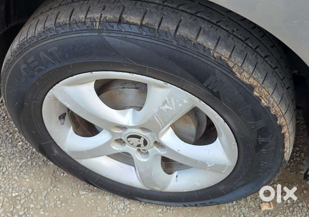 Skoda Rapid 1.6 Mpi Ambition, 2014, Petrol