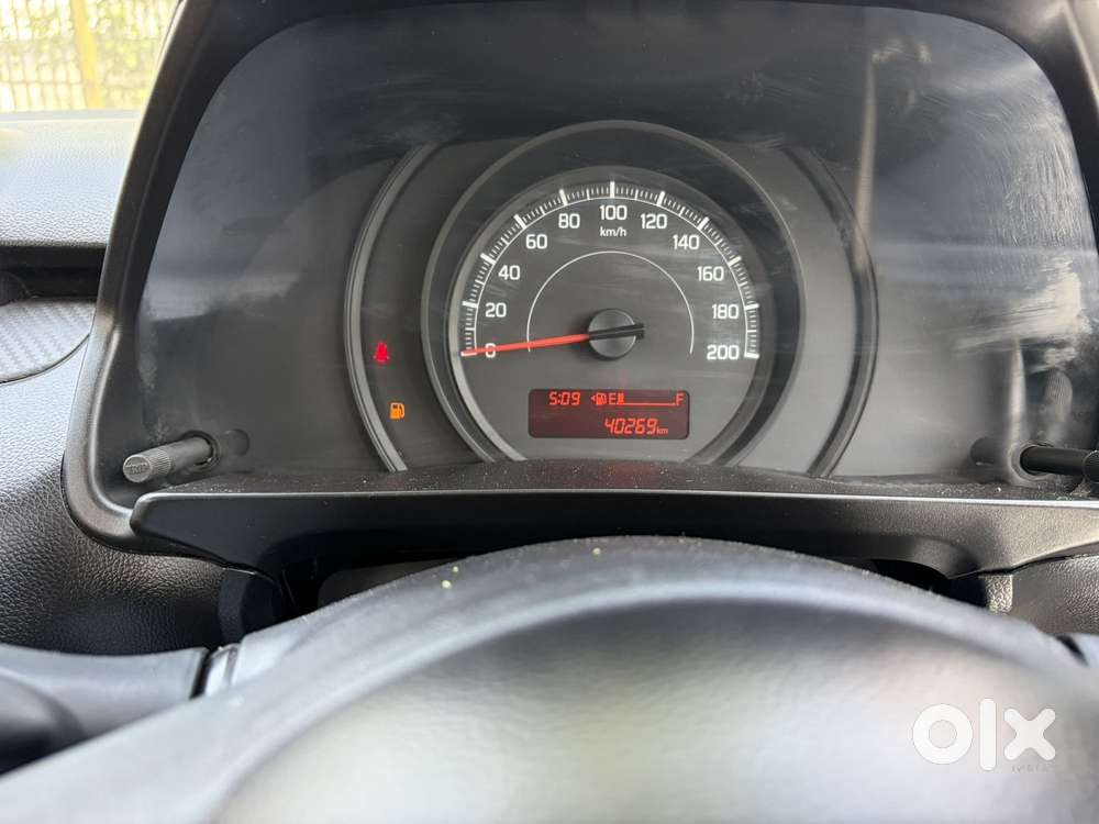 Maruti Suzuki Swift Lxi Option, 2021, Petrol