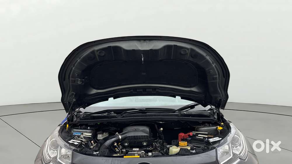 Tata Nexon 1.2 Revotron Xz Plus, 2022, Petrol