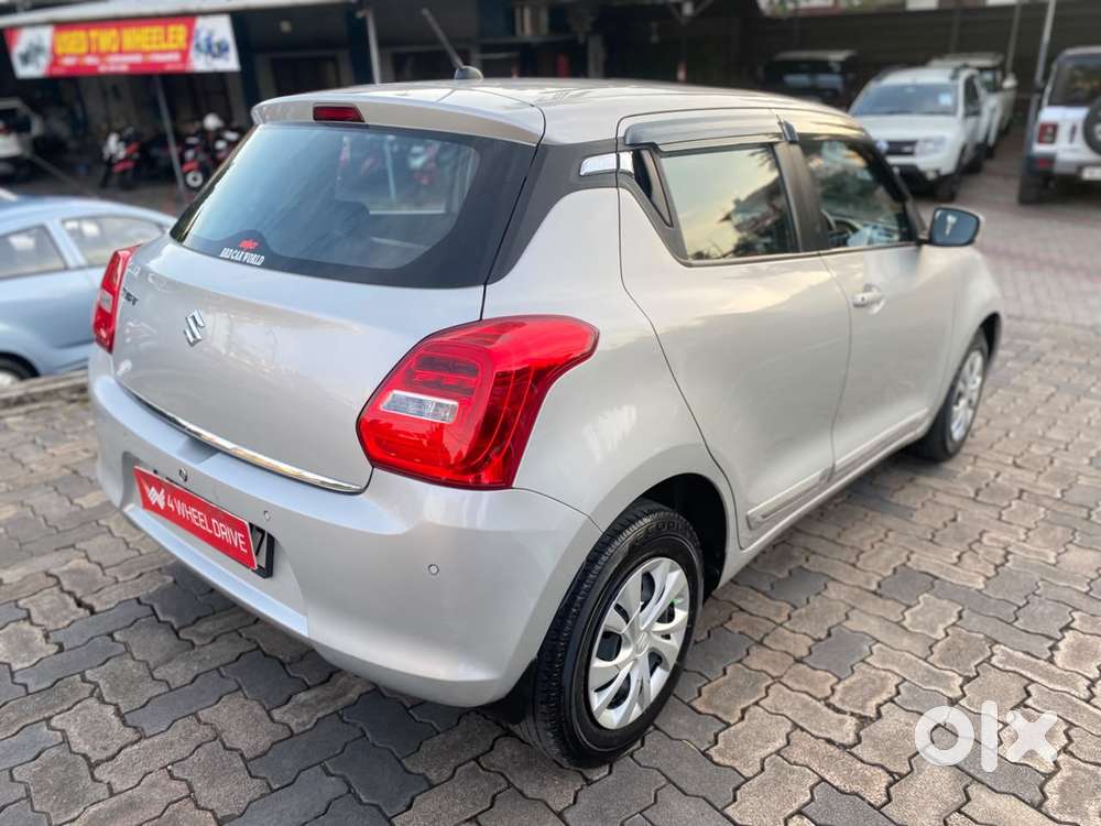 Maruti Suzuki Swift Amt Vxi, 2020, Petrol