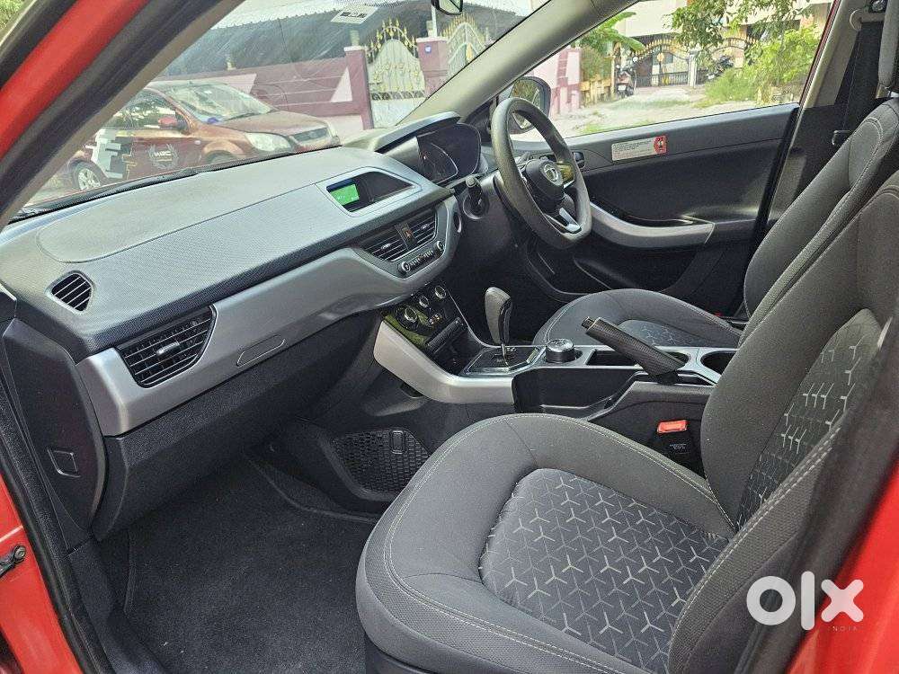 Tata Nexon 1.2 Revotron Xma Amt (s), 2022, Petrol
