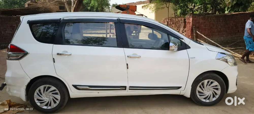 Maruti Suzuki Ertiga 2016