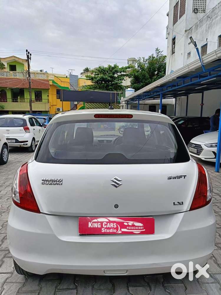 Maruti Suzuki Swift Lxi, 2015, Petrol