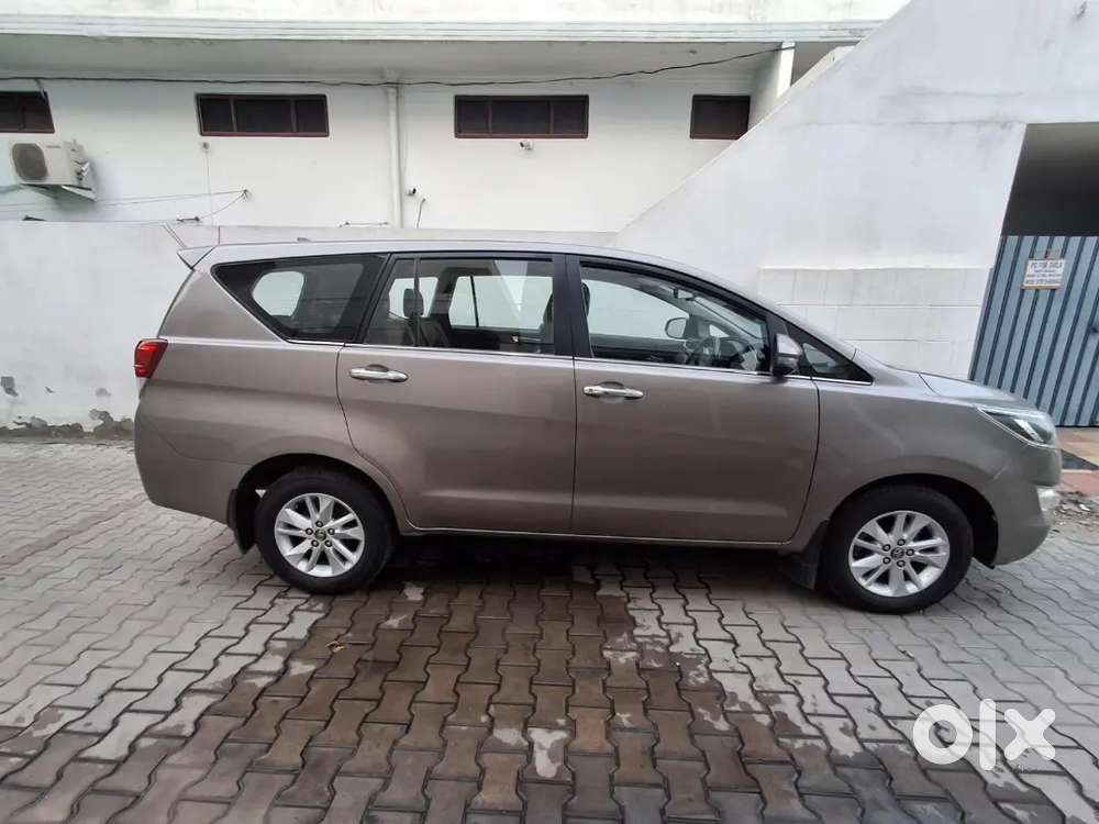 Toyota Innova Crysta 2018
