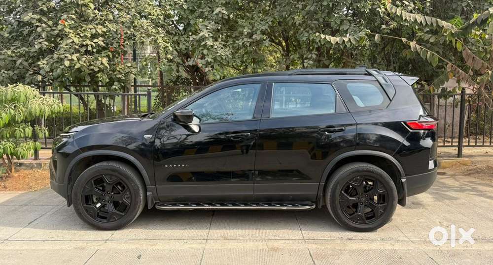 Tata Safari Adventure Plus Dark Edition At, 2024, Diesel