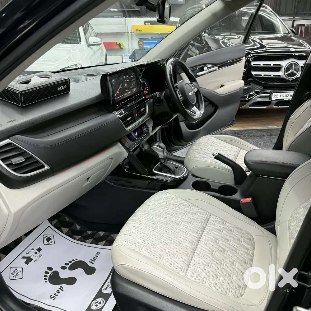 Kia Seltos 1.5 Htx At Ivt  Black Color 2019 Showroom Track Beautiful