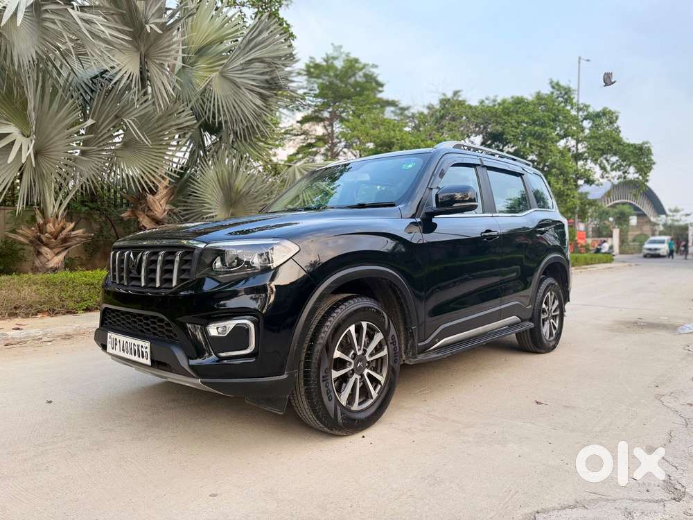 Mahindra Scorpio N Z8 Petrol Mt 7 Str, 2025, Petrol