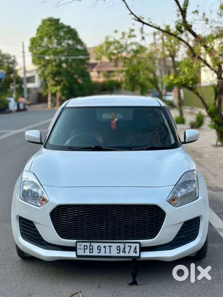 Maruti Suzuki Swift Vxi, 2023, Petrol