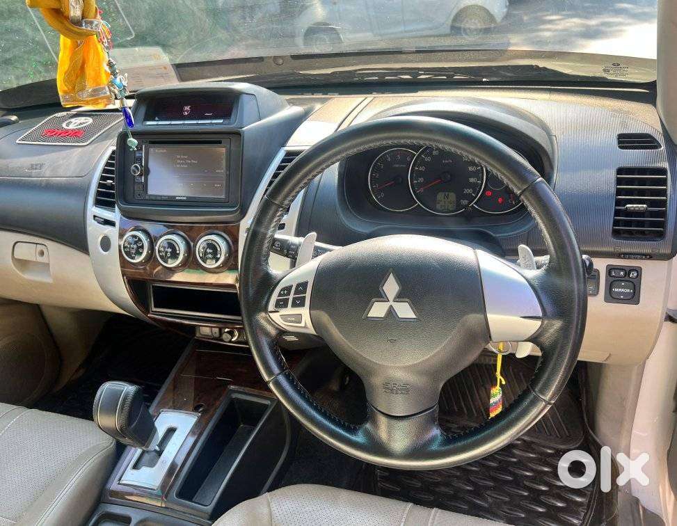 Mitsubishi Pajero Sport 4x2 Automatic, 2015, Diesel