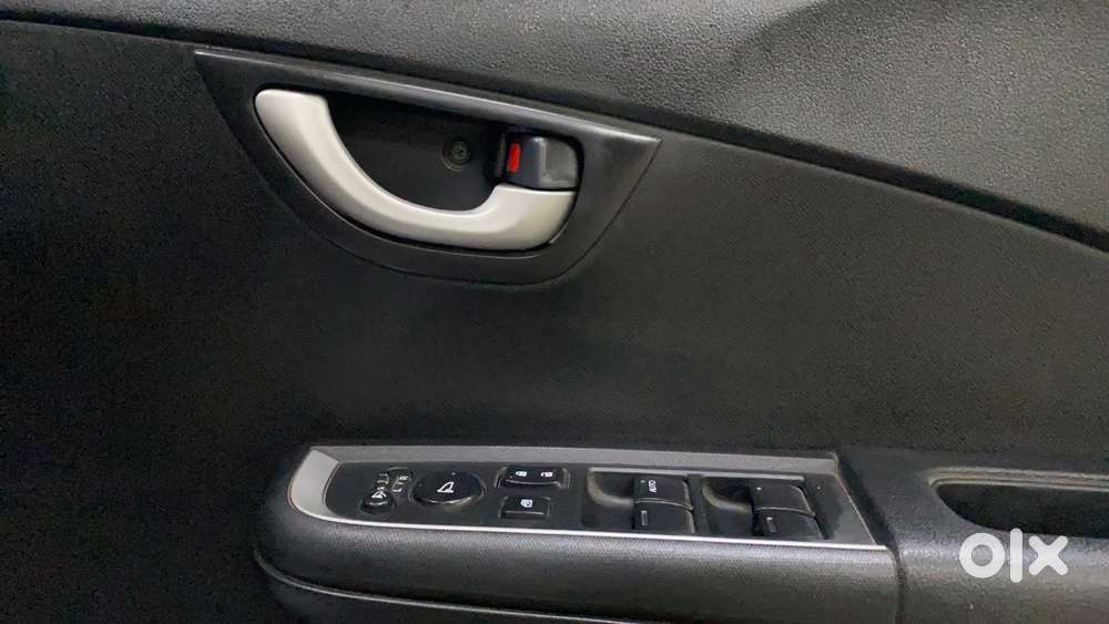 Honda Br-v I-vtec V Cvt, 2016, Petrol