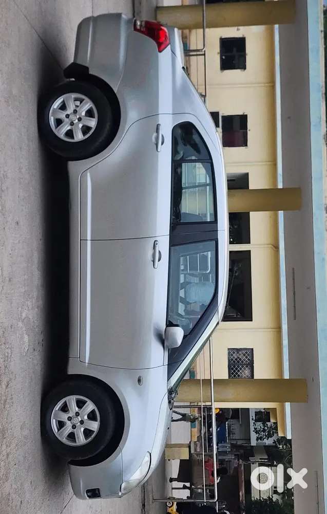 Maruti Dzire 1.2 Zxi Petrol 2011
