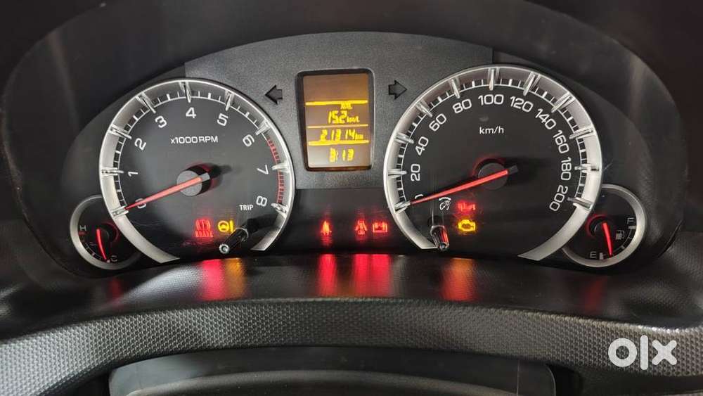 Maruti Suzuki Swift Vxi 1.2 Abs Bs-iv, 2015, Petrol