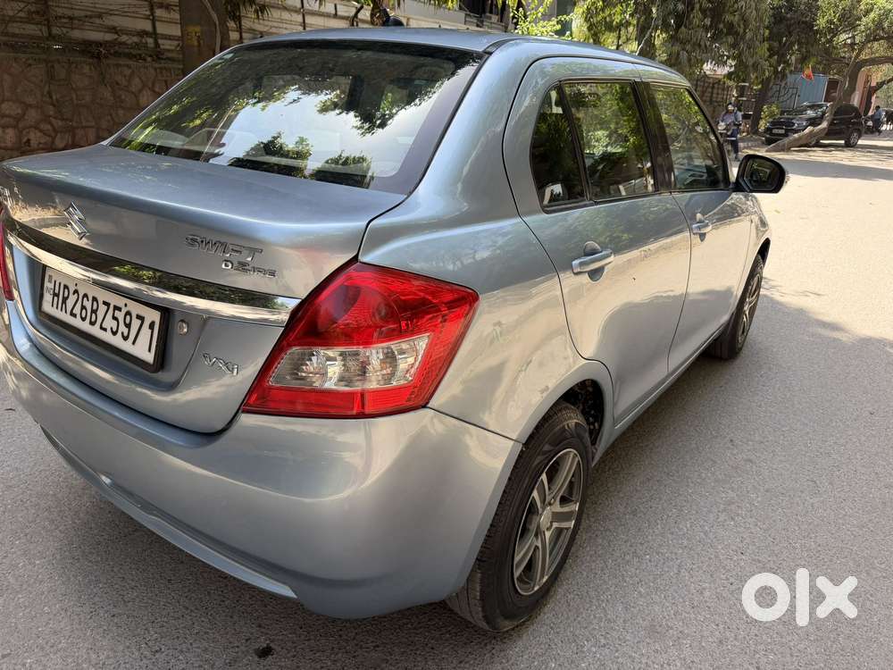 Maruti Suzuki Swift Dzire Vxi Regal Limited Edition Mt, 2013, Petrol