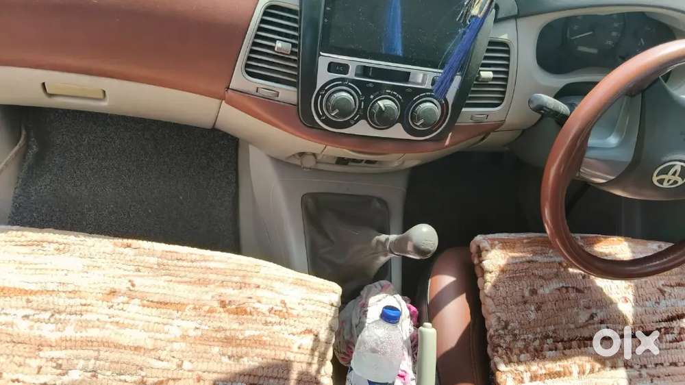 Toyota Innova 2014 Diesel Well Maintained