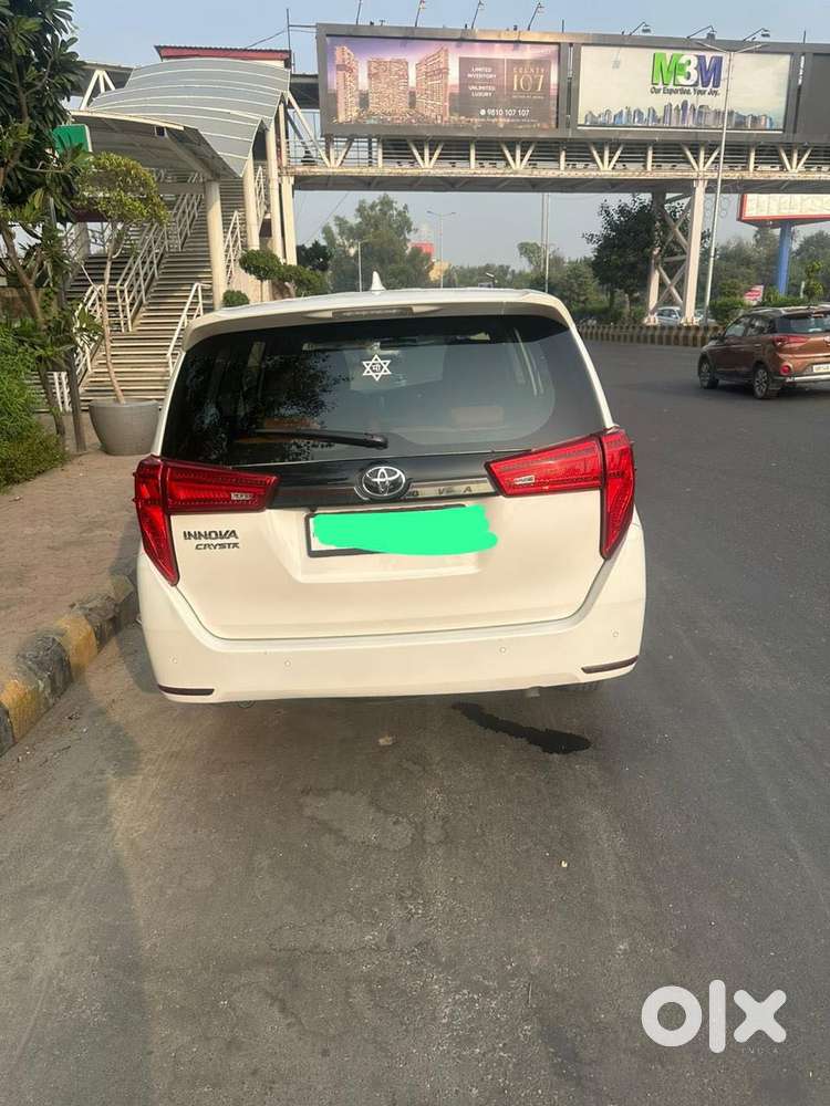 Toyota Innova Crysta 2.7 Gx Mt, 2024, Diesel