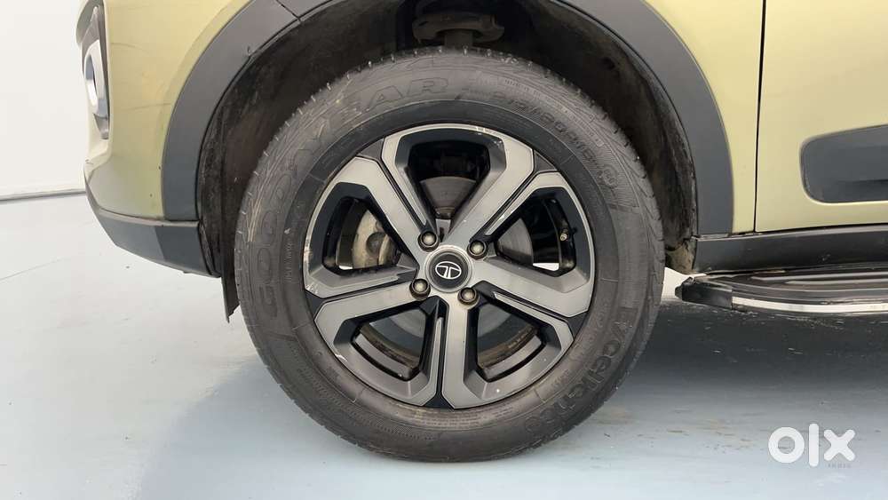 Tata Nexon 1.2 Revotron Xz Plus Kaziranga, 2022, Petrol