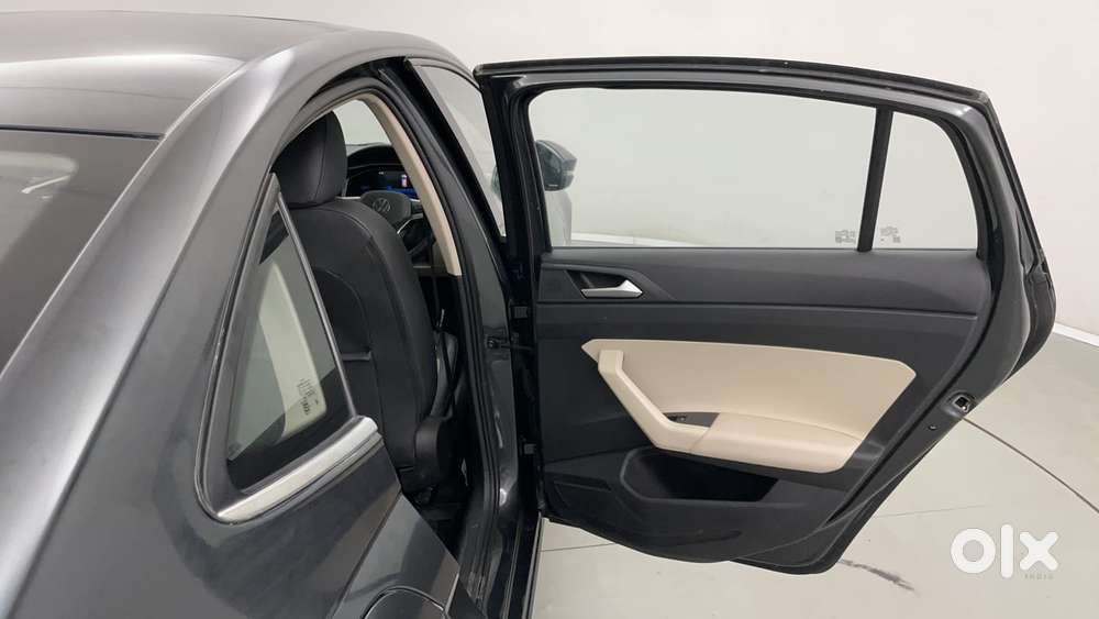 Volkswagen Virtus 1.0 Topline Tsi At, 2024, Petrol