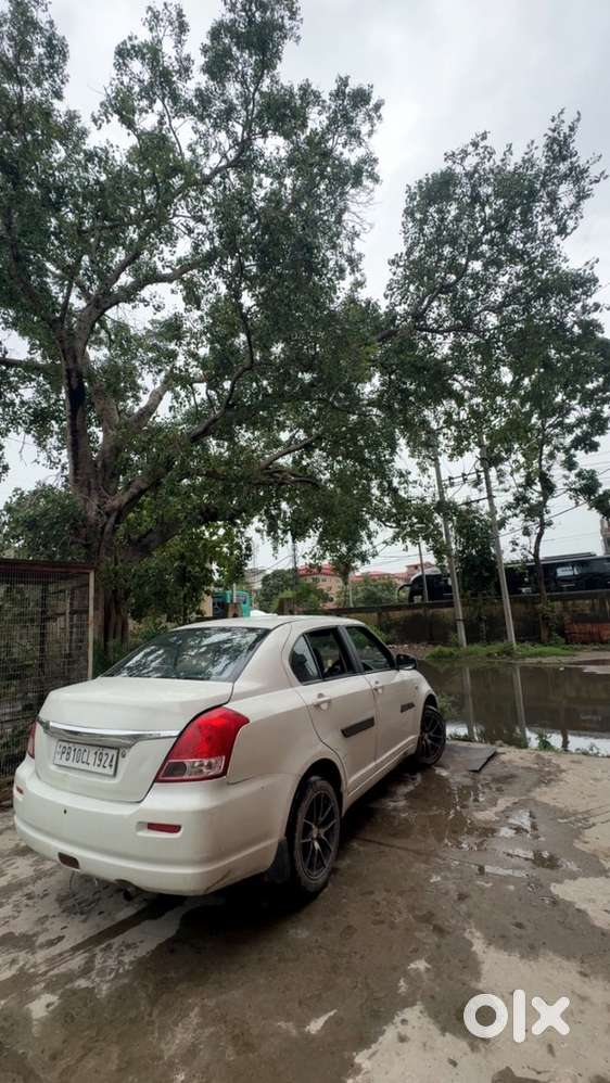 Maruti Suzuki Dzire 2010 Petrol Well Maintained